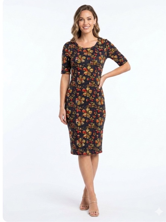 LuLaRoe Dresses & Skirts - Lularoe “Julia” bodycon t-shirt dress